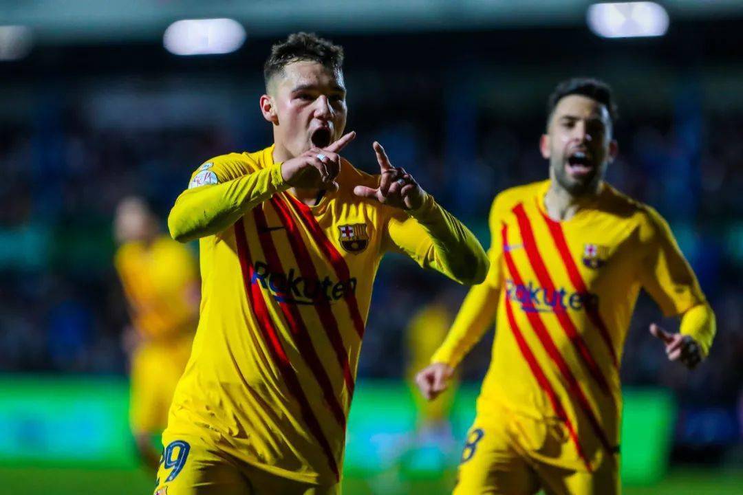  庞国兴战斗三人组现状 -mk网页版