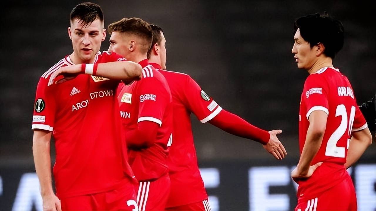 转折点！埃因霍温内部沟通，欧联窗口期攻防权衡，悬念犹存，细节决定成败(乌德勒支vs埃因霍温强强对决)-mk官方网站