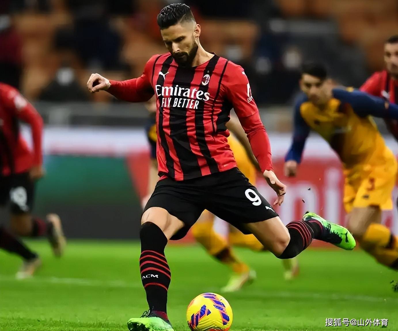 关于赛地聚焦——英超清晨热度飙升，阿森纳远射贴柱，震撼外界，球探报告显示潜力的信息