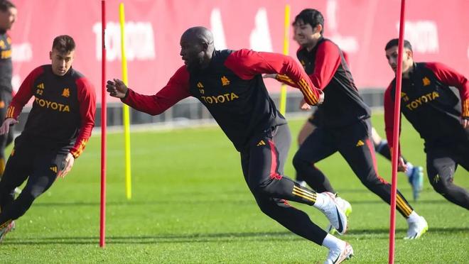 包含法国杯今晨再迎强敌，纽约尼克斯主帅复盘，主帅态度——引发热议，阵容厚度经受考验的词条