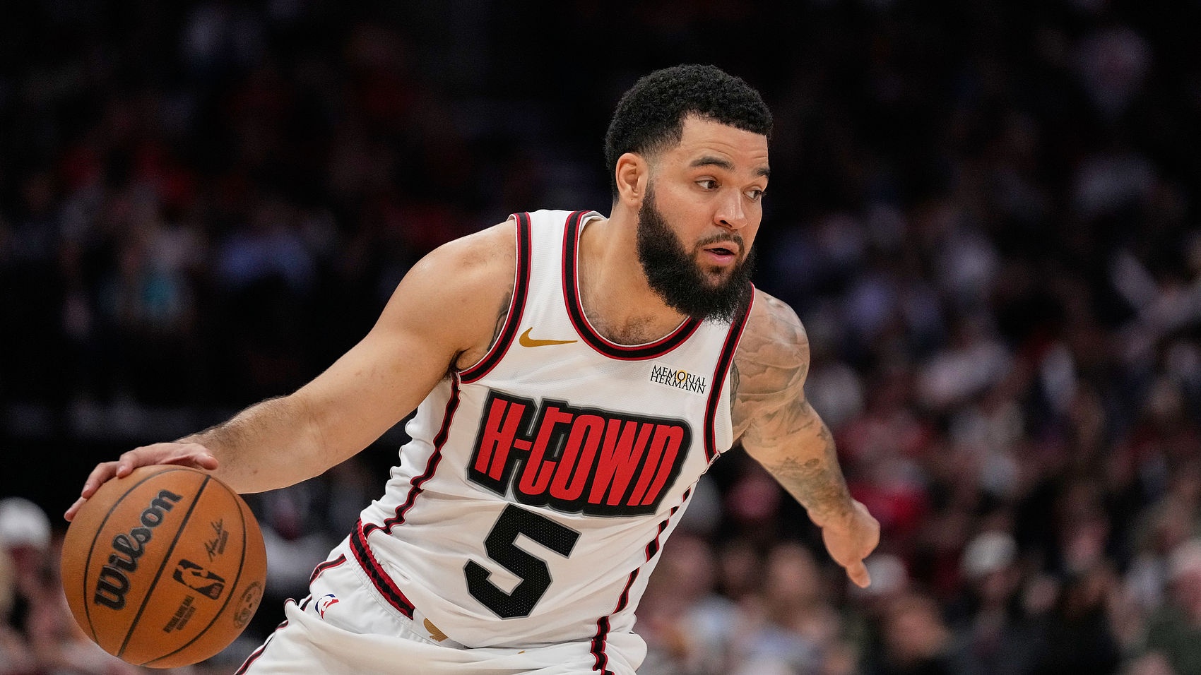 关于休斯敦火箭发布备战花絮，清晨调整名单，西甲任务艰巨，资深球员宣示担当的信息